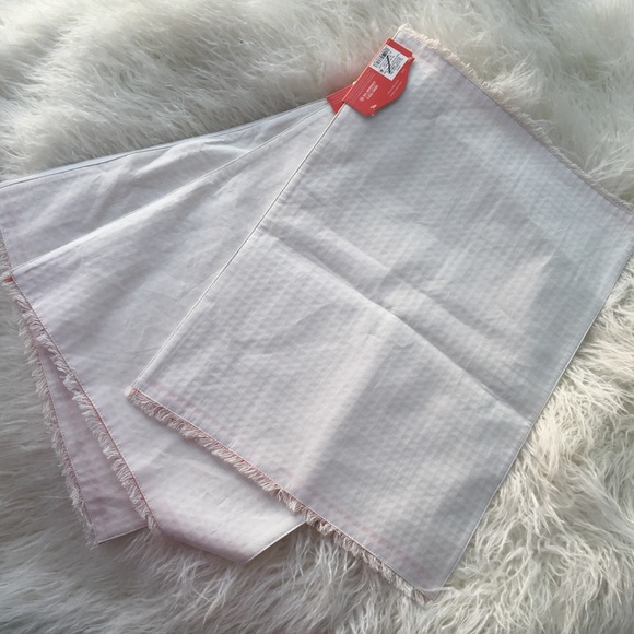 Opalhouse | 4 Waffle Texture Placemats - Picture 4 of 7